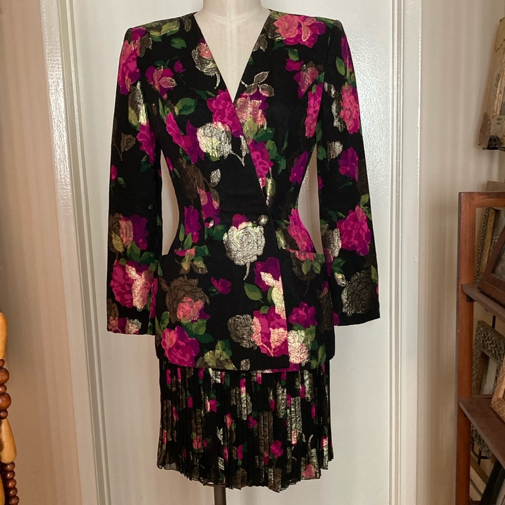 Vicky Tiel couture jacquard brocade two piece set metallic gold black pink green